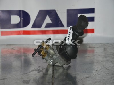 Купить 2122593g в Челябинске. Клапан стояночного тормоза DAF